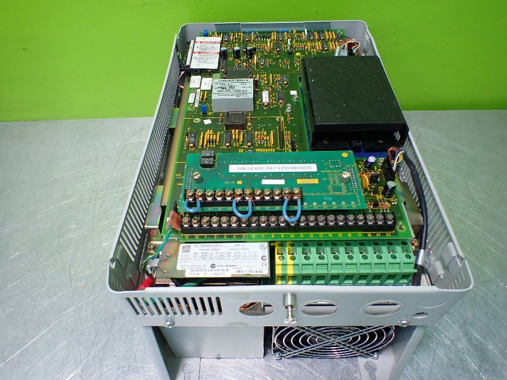 Allenbradley Allenbradley 1336sb025aaenl4 1336 Plus Servo Drive Unit
