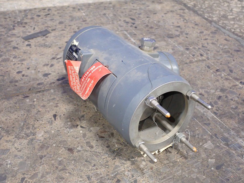 Fisher Liquid Level Transmitter - 2390