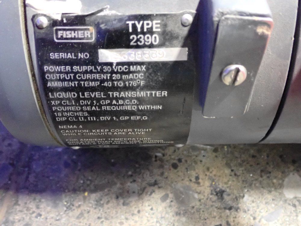 Fisher Liquid Level Transmitter - 2390