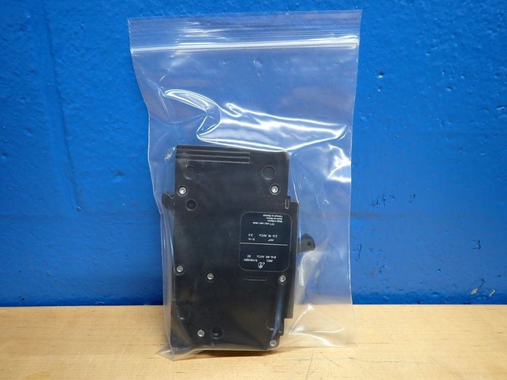 Square D Edb14020 Circuit Breaker, 20a 1p - Edb14020