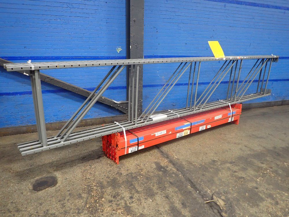  Pallet Racking Lot