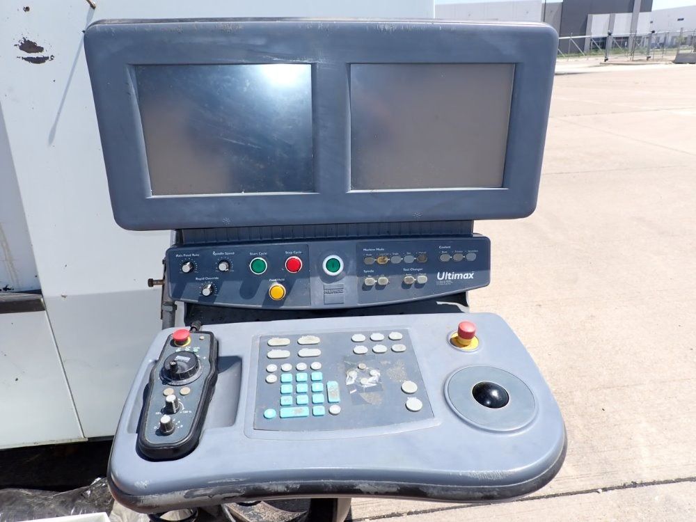 Hurco X: 64" Y: 33.8" Z: 29.9" Cnc Vertical Machining Center - Vmx64/40t