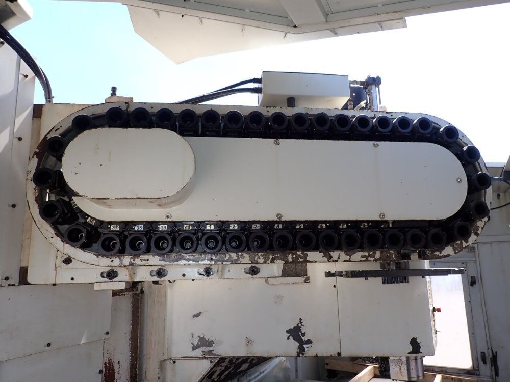 Hurco X: 64" Y: 33.8" Z: 29.9" Cnc Vertical Machining Center - Vmx64/40t