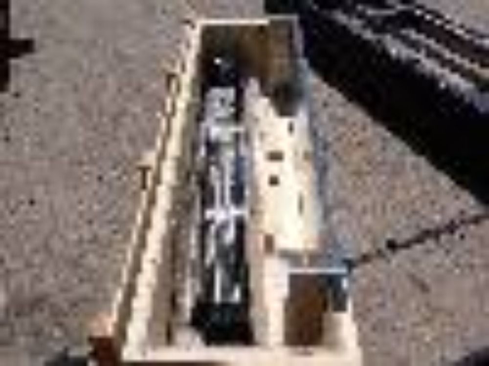 Hurco X: 64" Y: 33.8" Z: 29.9" Cnc Vertical Machining Center - Vmx64/40t