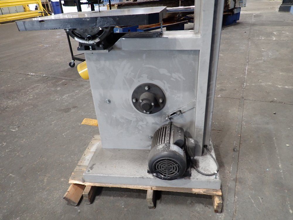 Enco 20" Vertical Bandsaw - 00361014