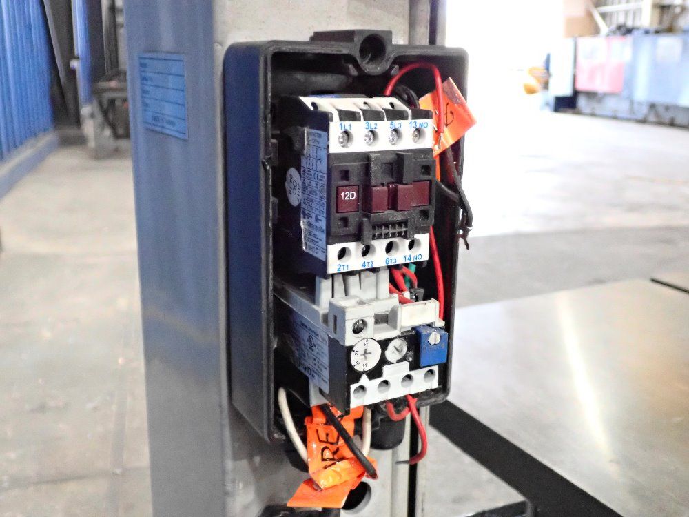 Enco 20" Vertical Bandsaw - 00361014