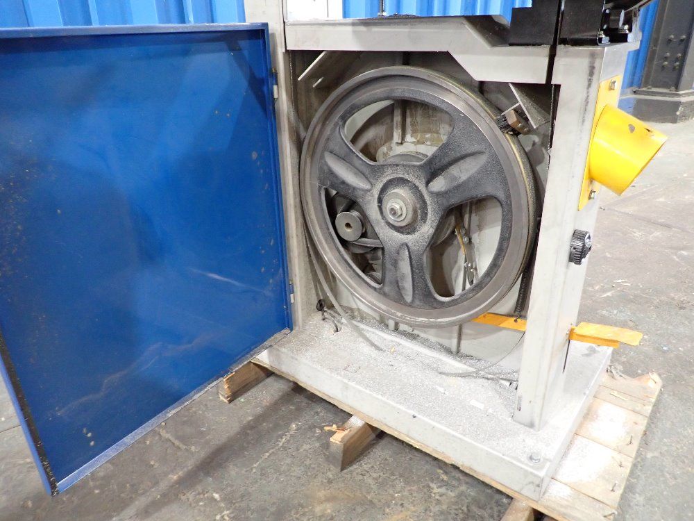 Enco 20" Vertical Bandsaw - 00361014