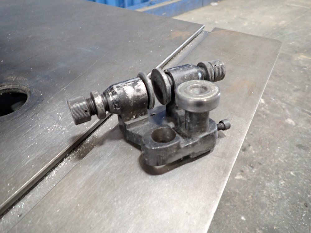 Enco 20" Vertical Bandsaw - 00361014