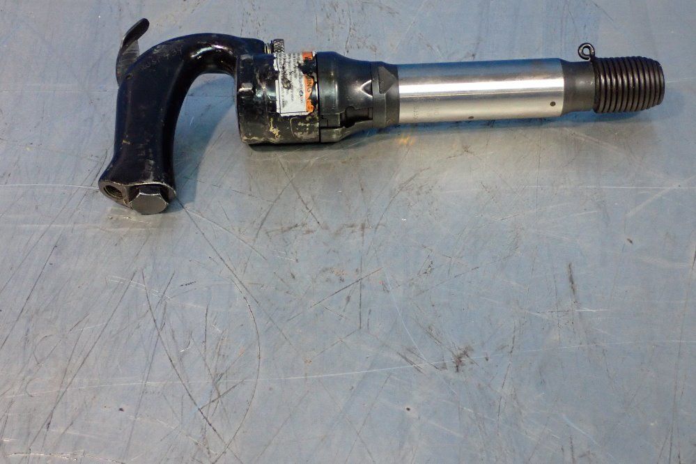 Ingersoll Rand Pneumatic Chisel - 3200-1