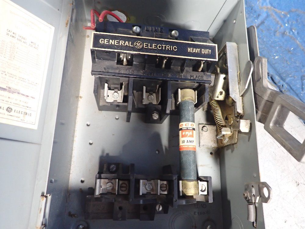 General Electric 30amp/600v Fusible Disconnect - Th3361