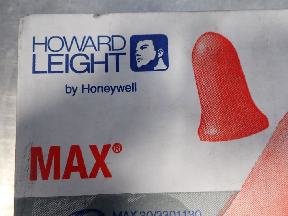 Howard Leight (3 Boxes) = 100 Pcs Corded Ear Plugs