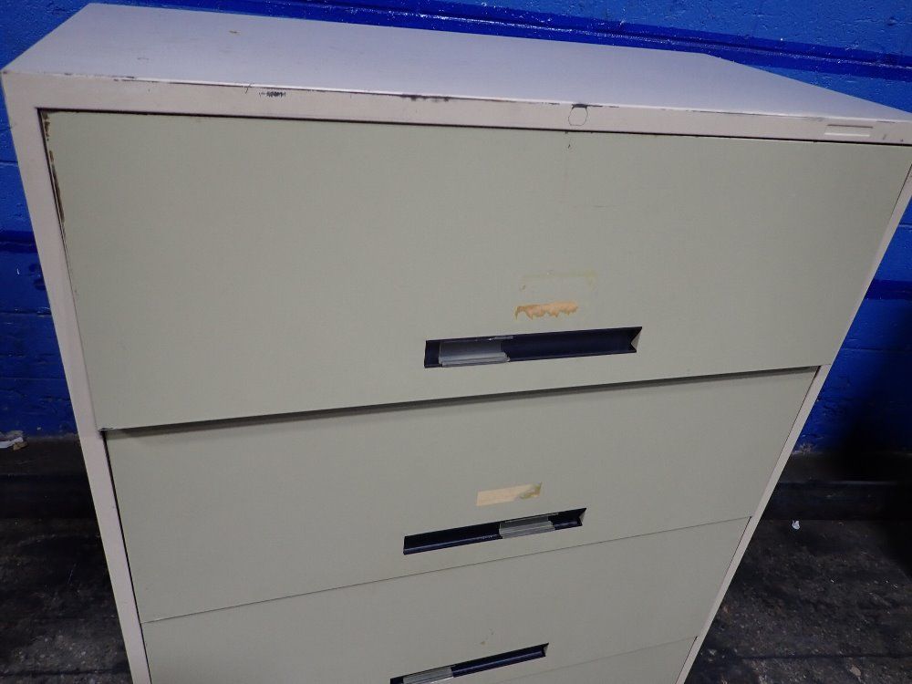 Royalmetal Lateral File Cabinet