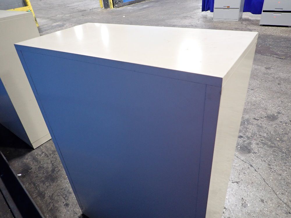 Royalmetal Lateral File Cabinet