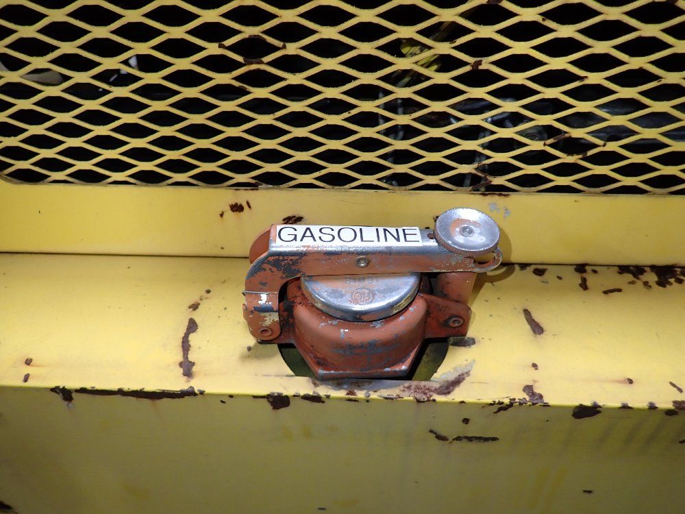 United Tractor 12000 Lbs Pushback Tractor - Sml-120f