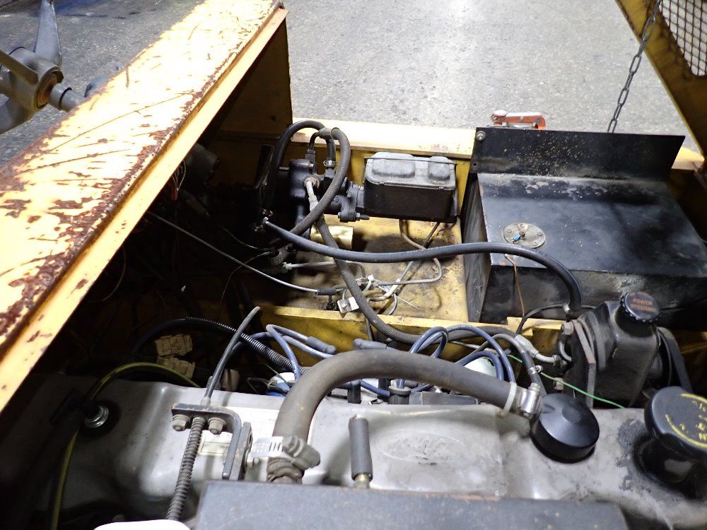 United Tractor 12000 Lbs Pushback Tractor - Sml-120f