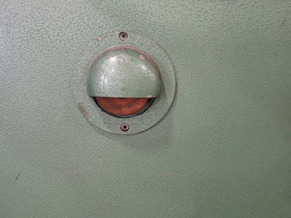 Kysor Johnson Vertical Band Saw - Kv-36