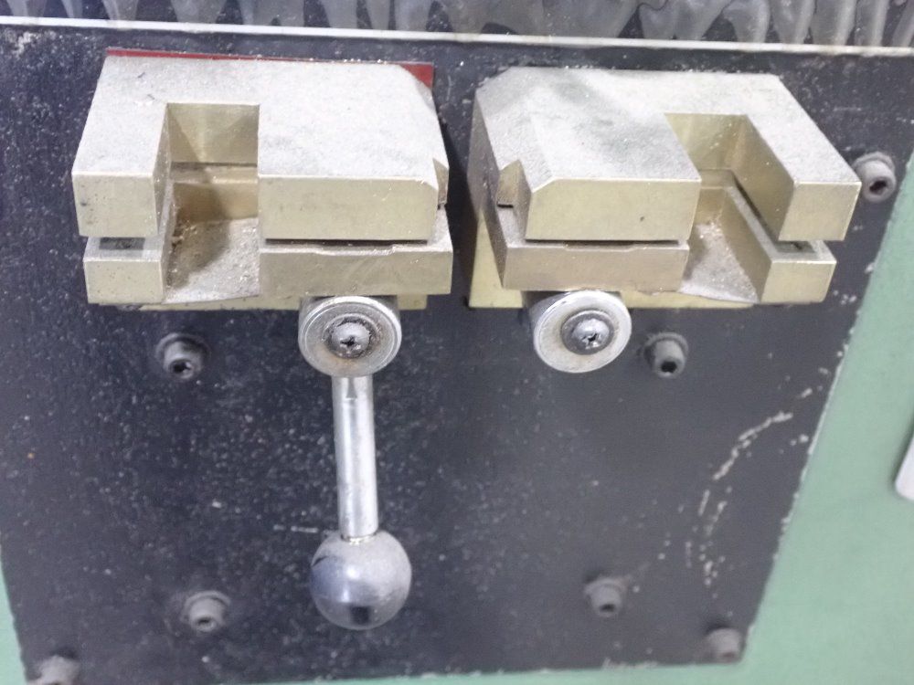 Kysor Johnson Vertical Band Saw - Kv-36