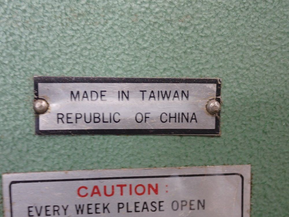 Kysor Johnson Vertical Band Saw - Kv-36