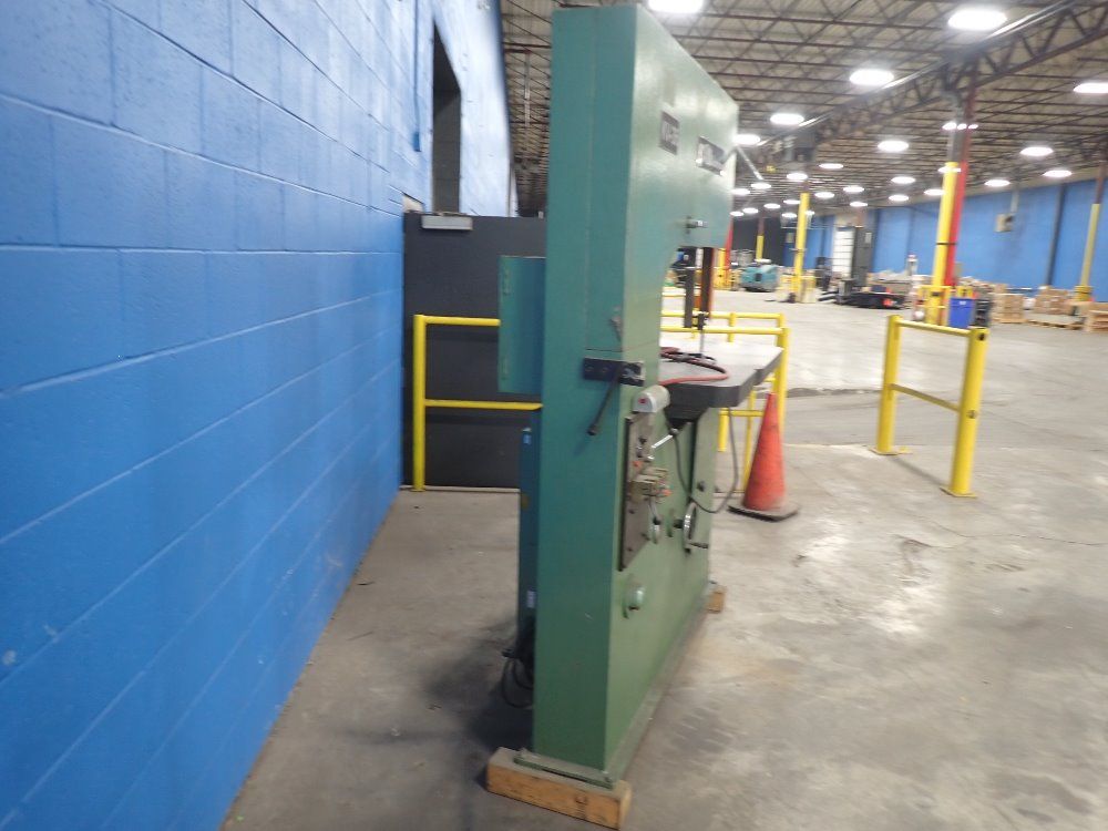 Kysor Johnson Vertical Band Saw - Kv-36