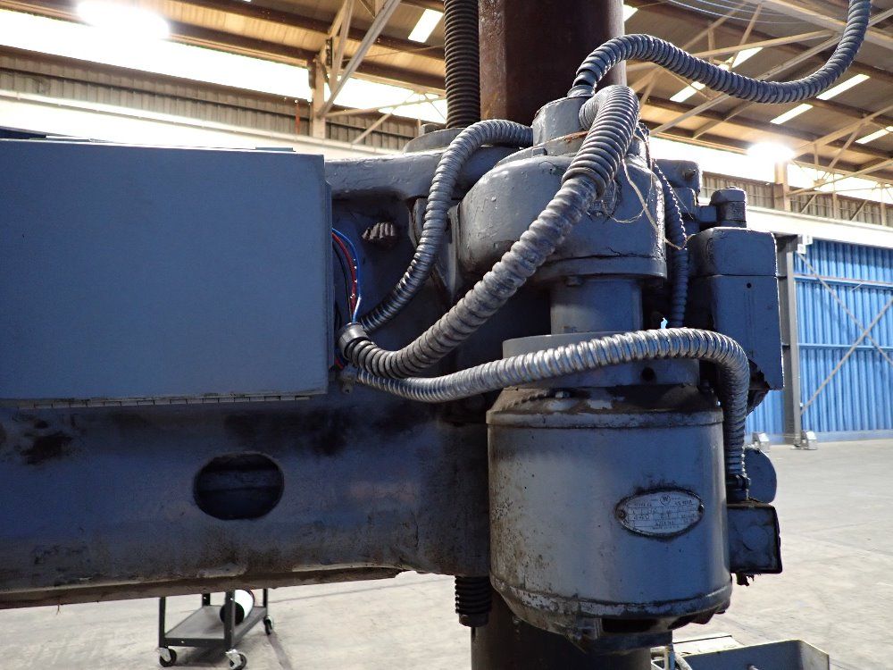 Carlton 4'x 9" Radial Arm Drill - 9x4