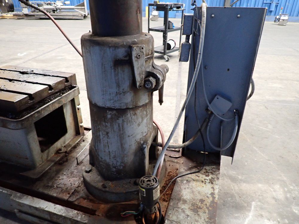 Carlton 4'x 9" Radial Arm Drill - 9x4