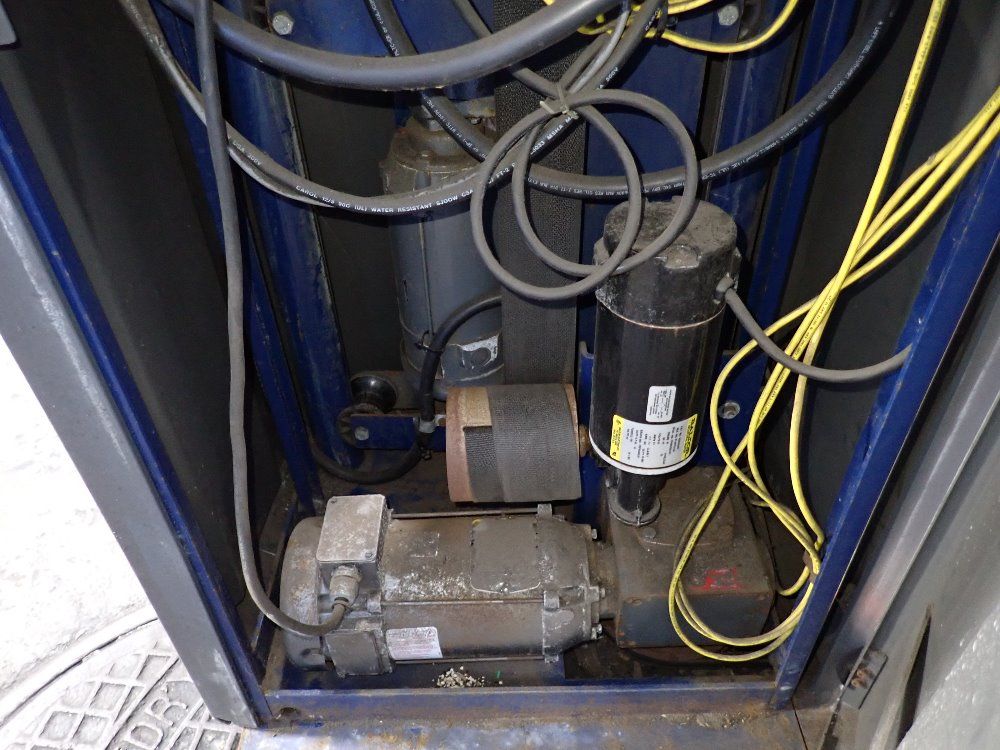 Lantech 65" Stretch Wrapper - Q300