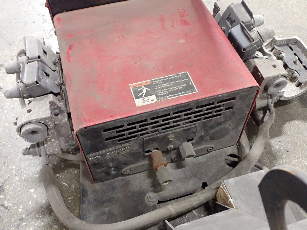 Lincoln Electric Wire Feeder - Dh-10