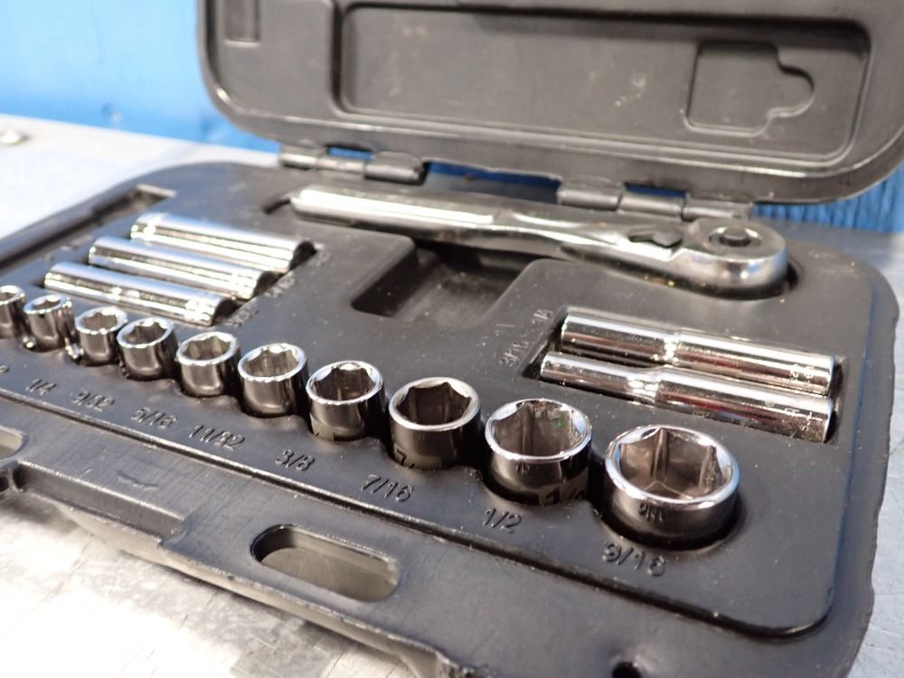 Craftsman 17-pc 1/4 In Drive Inch Set