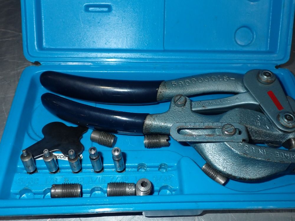 Roper Whitney Co. Hand Punch Set
