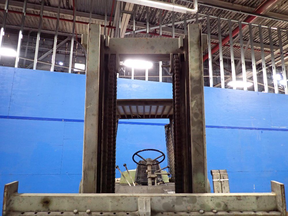 Clark 10250 Lbs Diesel Forklift - C500-y155