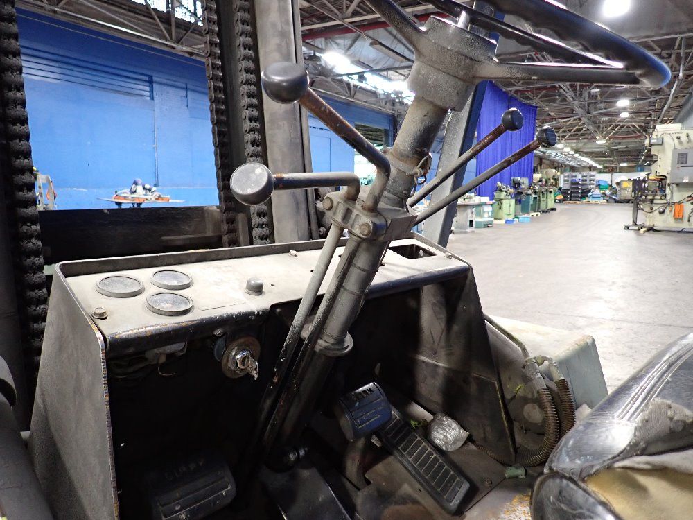 Clark 10250 Lbs Diesel Forklift - C500-y155