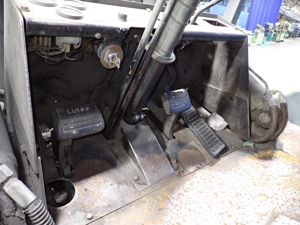 Clark 10250 Lbs Diesel Forklift - C500-y155