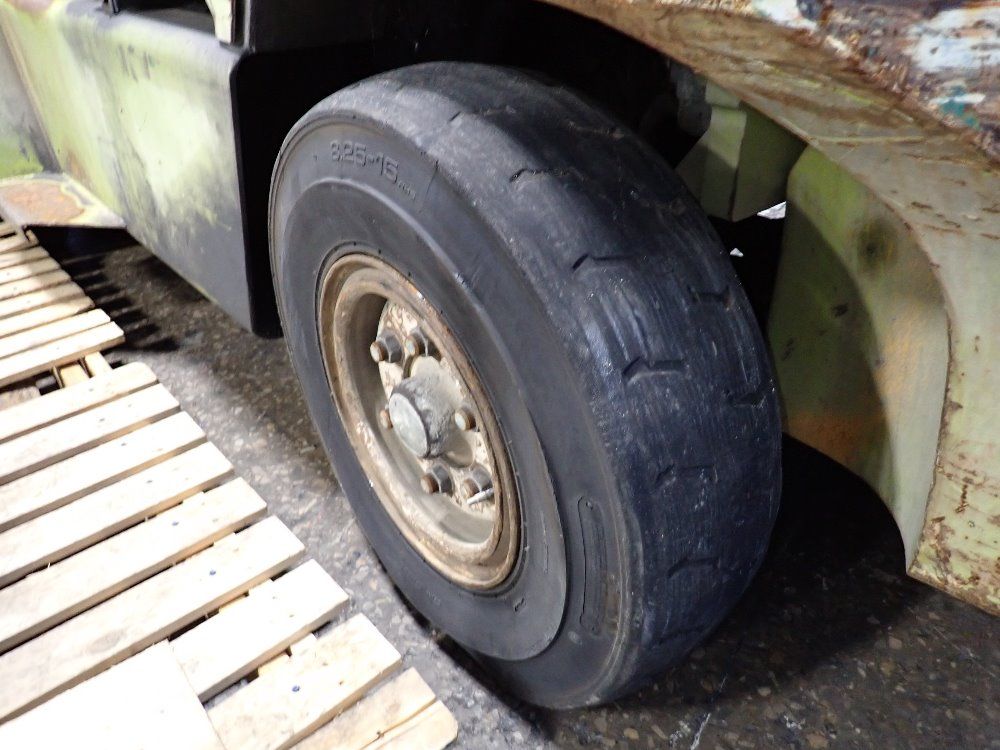 Clark 10250 Lbs Diesel Forklift - C500-y155