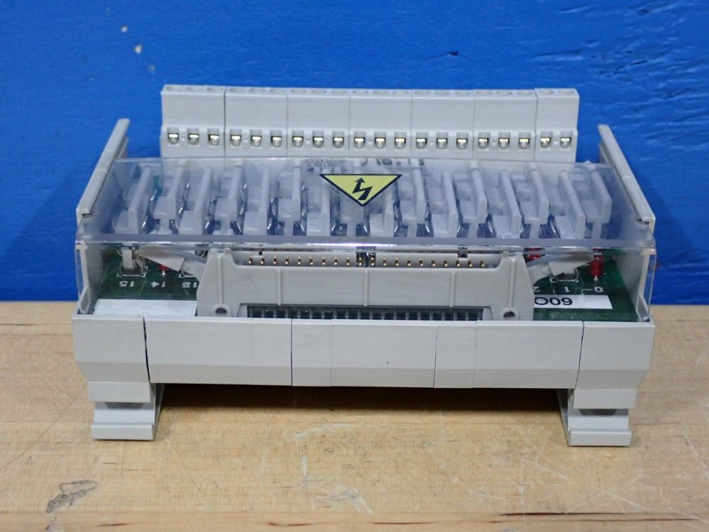 Allen Bradley 1492-ifm40f-fs24-2 Ser. A Ifm, 10-30vac/dc - 1492-ifm40f-fs24-2 Ser. A