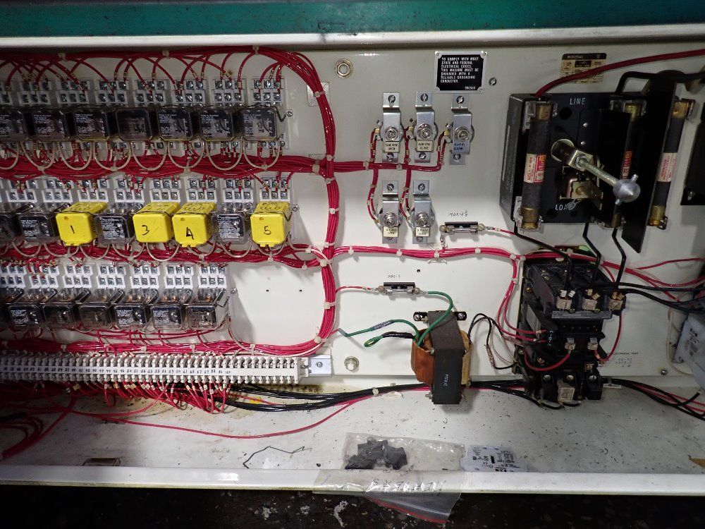 W.f. Wells 15 3/4" X 19" Horizontal Band Saw - F-15-2-4