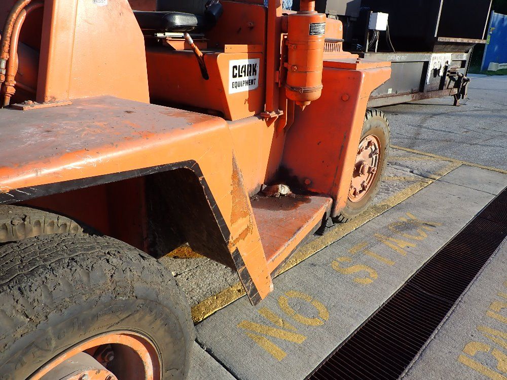 Clark 18000 Lbs Propane Forklift - Chy 180