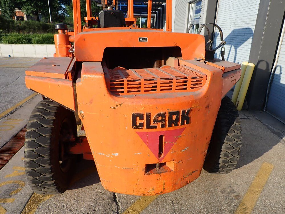 Clark 18000 Lbs Propane Forklift - Chy 180