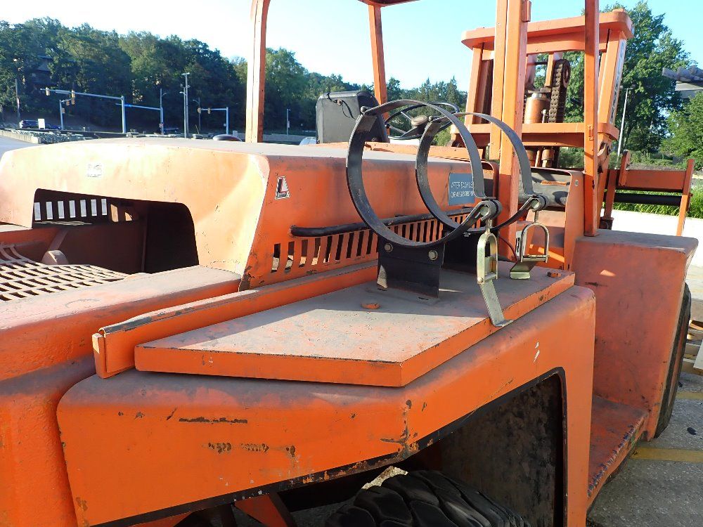 Clark 18000 Lbs Propane Forklift - Chy 180