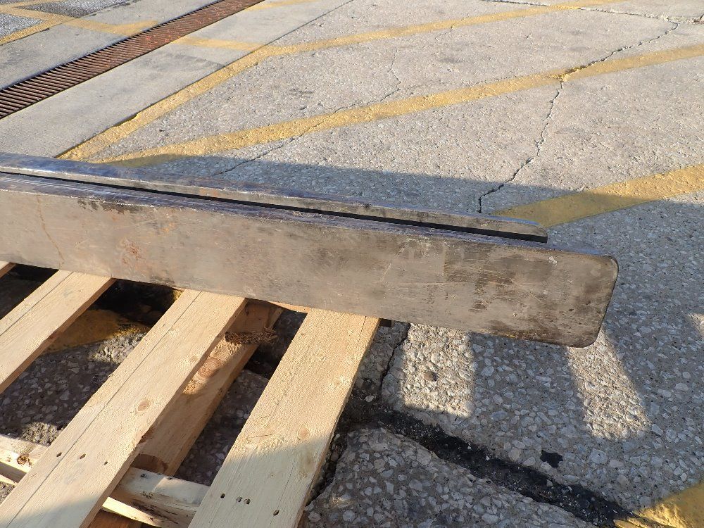 Clark 18000 Lbs Propane Forklift - Chy 180