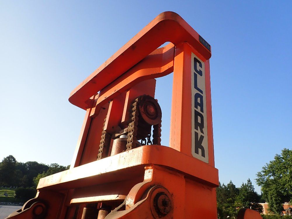 Clark 18000 Lbs Propane Forklift - Chy 180