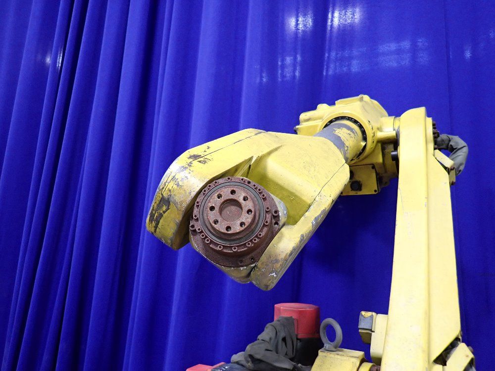 Fanuc Robot - M-16il