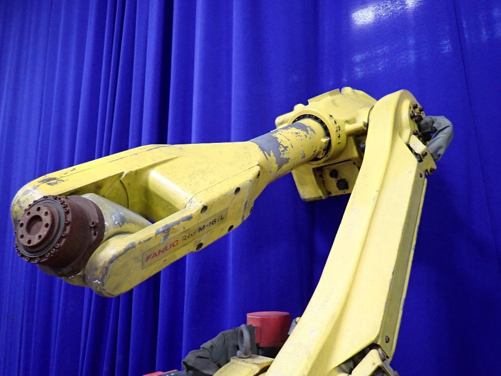 Fanuc Robot - M-16il
