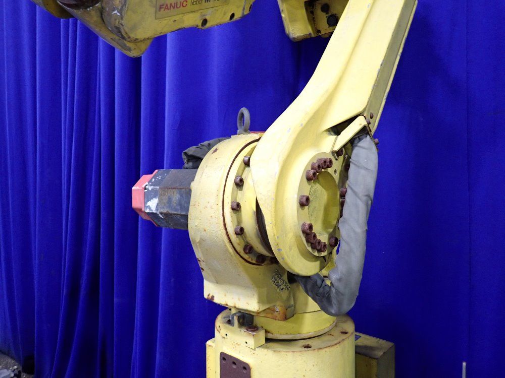 Fanuc Robot - M-16il