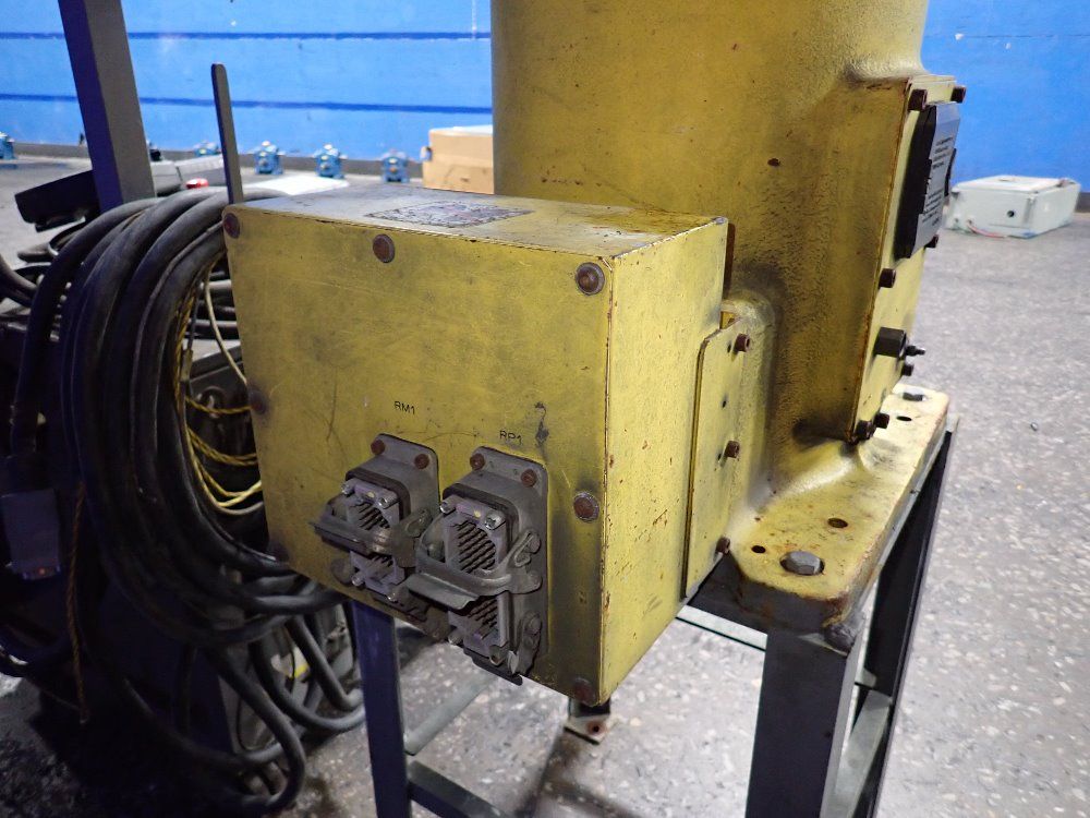 Fanuc Robot - M-16il