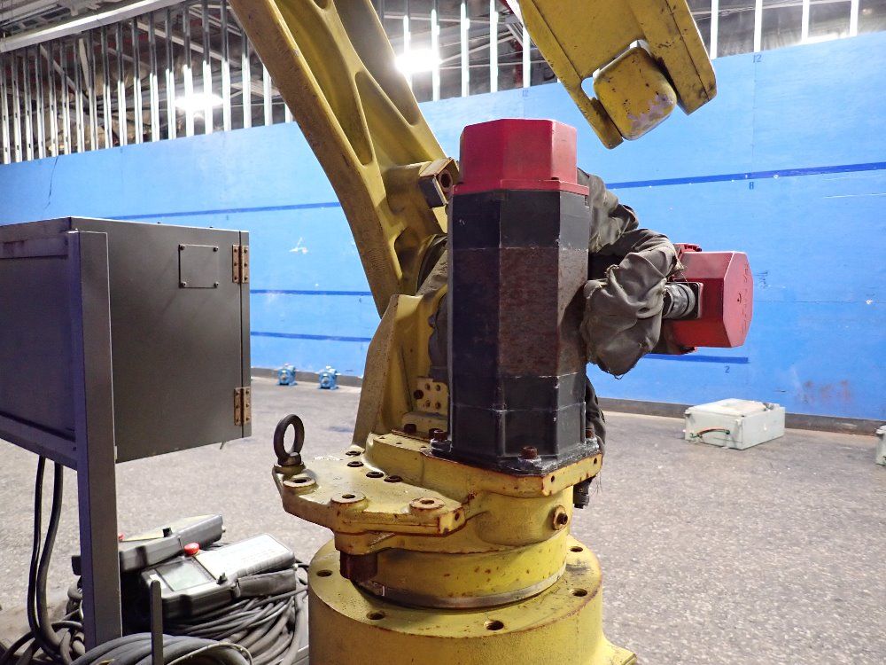 Fanuc Robot - M-16il