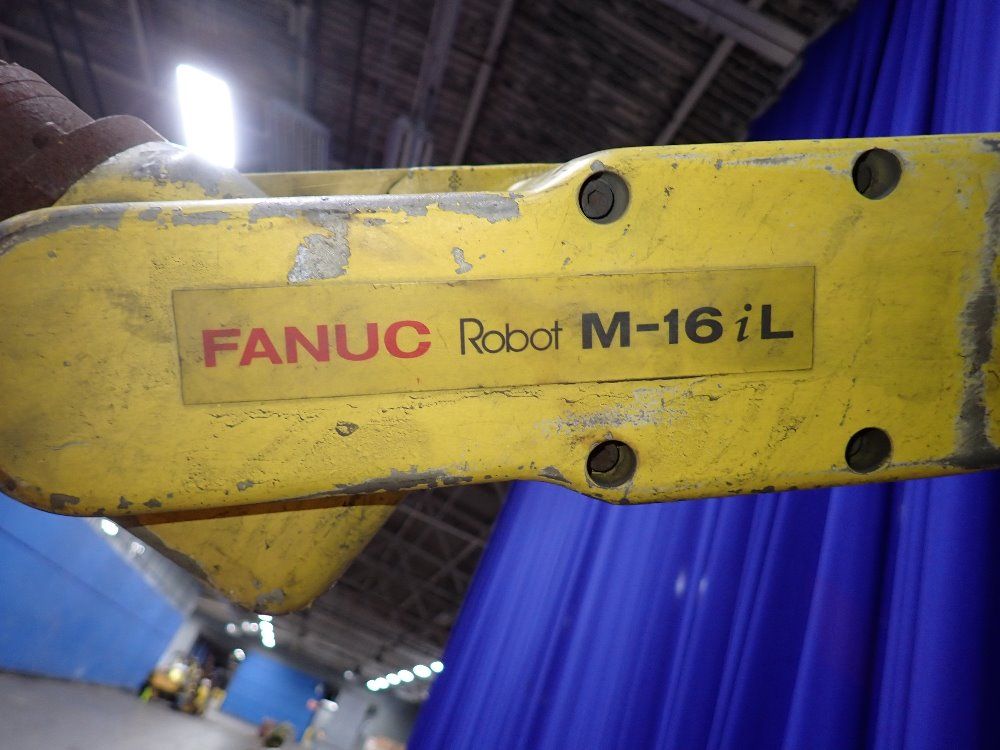 Fanuc Robot - M-16il