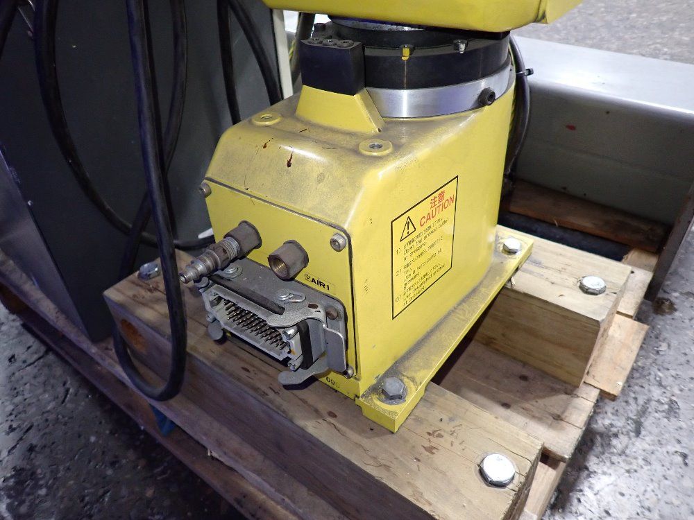 Fanuc Robot - Lrmate 200ib 5p