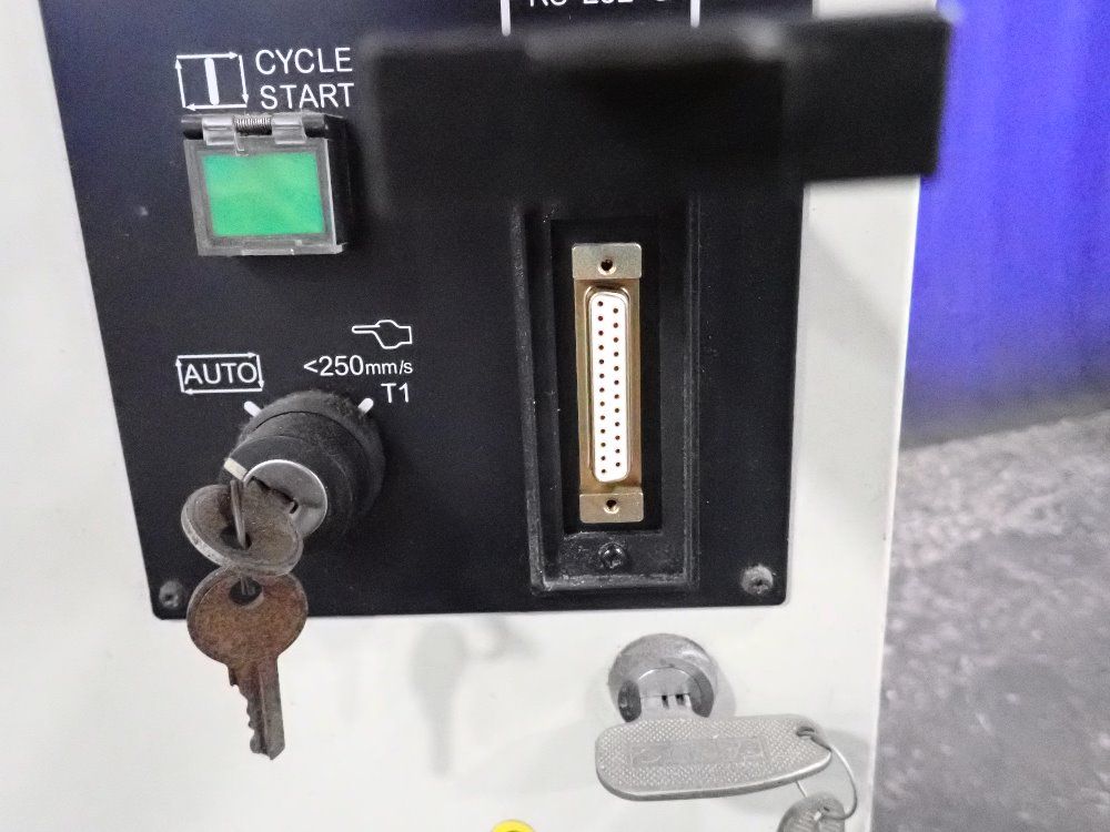 Fanuc Robot - Lrmate 200ib 5p