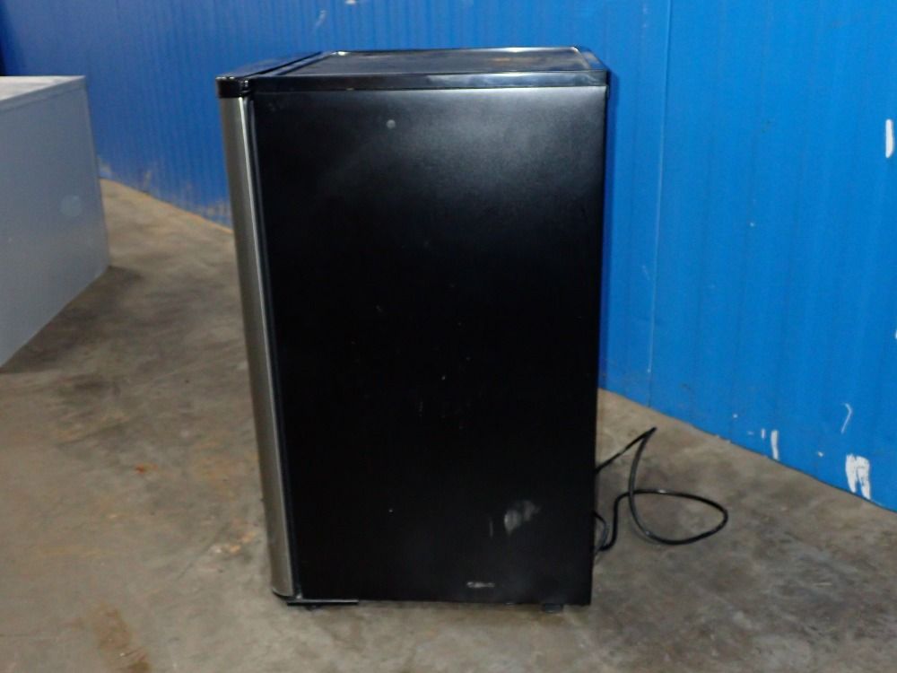 Danby Mini Fridge - Dar044a6bsldb