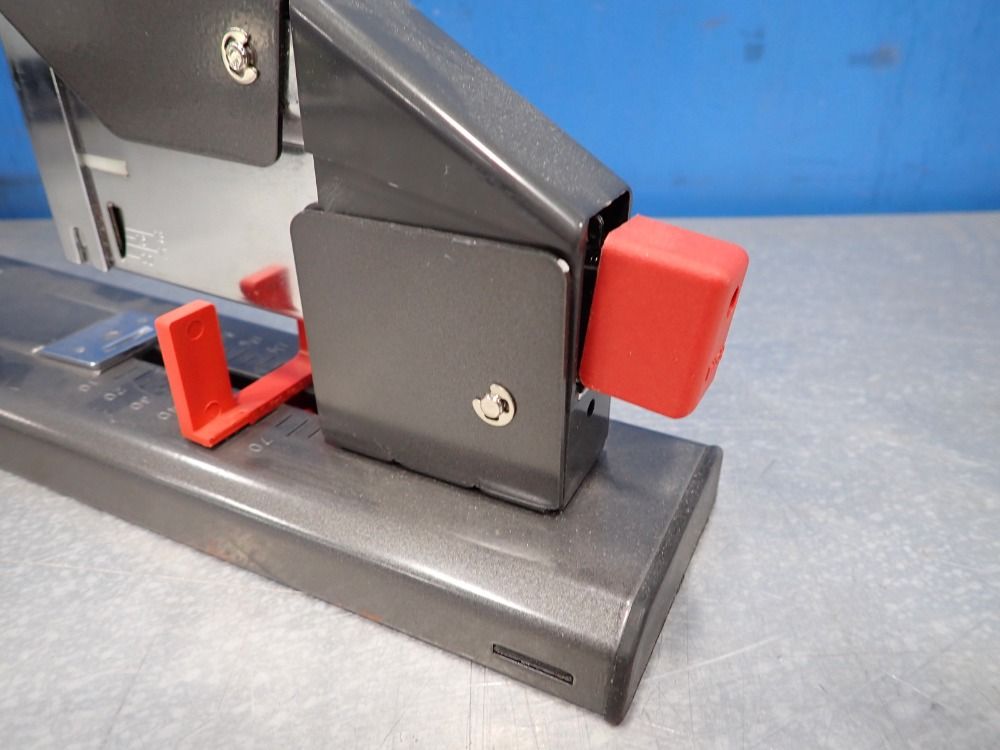 Bostitch Heavy Duty Stapler - 00540